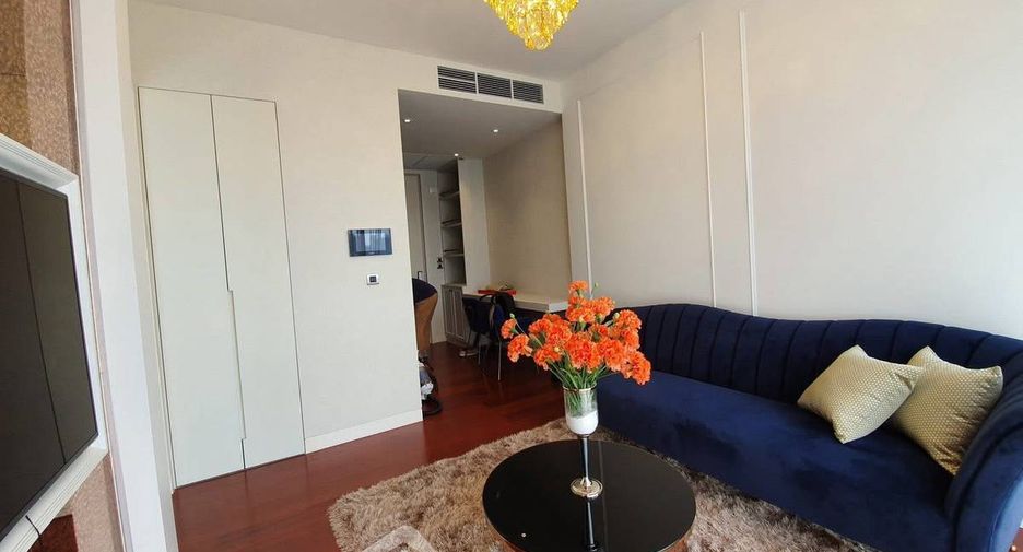 Condo en alquiler y en venta de 1 habitaciones en Watthana, Bangkok