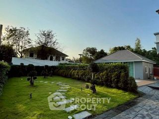 Villa zum Kauf mit 5 Zimmer in Bang Lamung, Chonburi