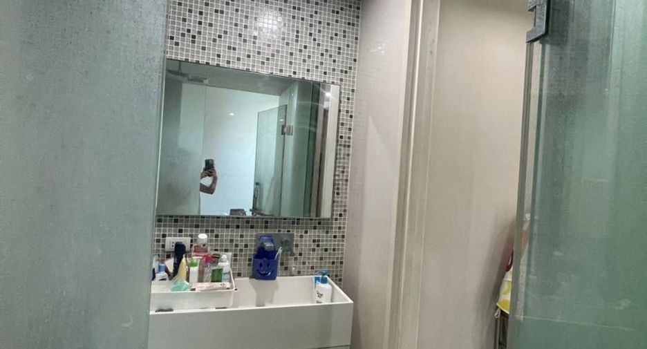 For sale 1 Beds condo in Watthana, Bangkok