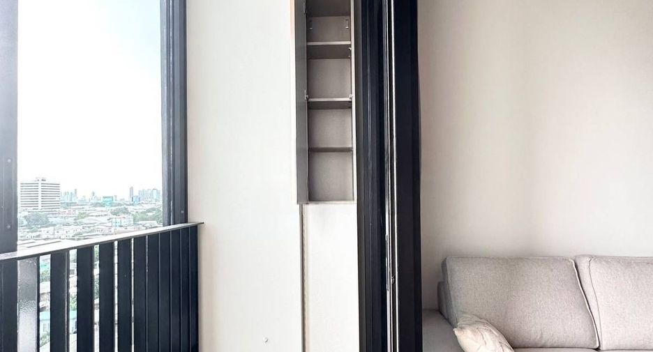 For sale 1 bed condo in Khlong Toei, Bangkok