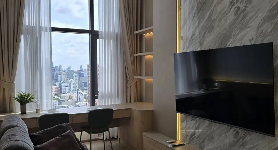 Condo en alquiler de 1 habitaciones en Khlong Toei, Bangkok