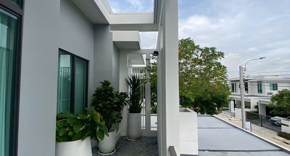 Haus zur Miete mit 4 Zimmer in Bang Phli, Samut Prakan