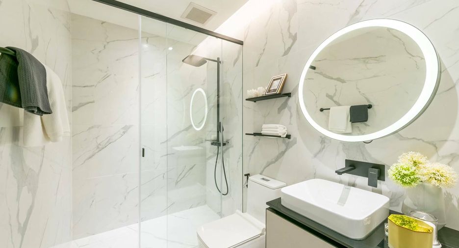 For sale 2 ベッドルーム condo in Ratchathewi, Bangkok