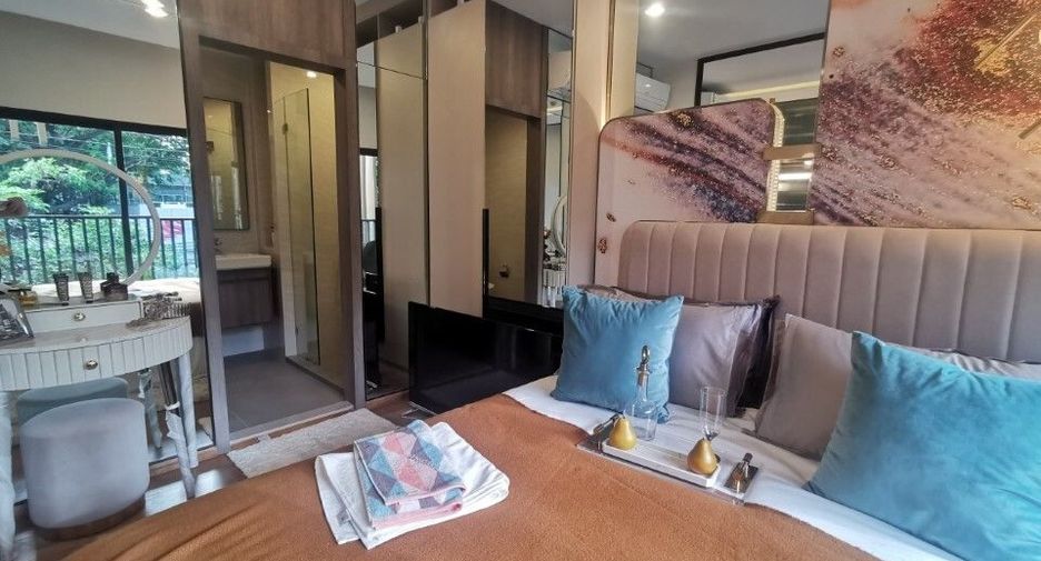 For sale 1 bed condo in Watthana, Bangkok