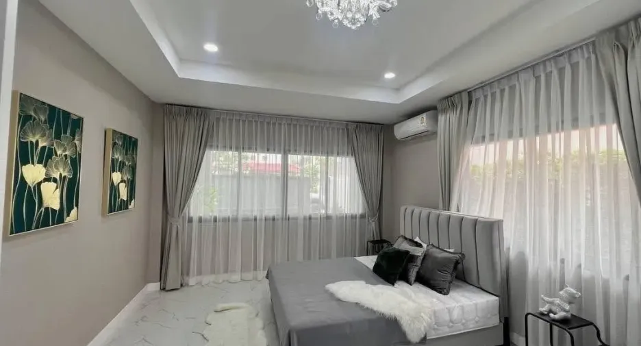 For rent 5 bedrooms house in Jomtien, Pattaya