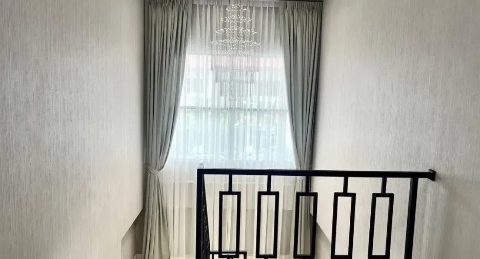 For rent 5 bedrooms house in Jomtien, Pattaya