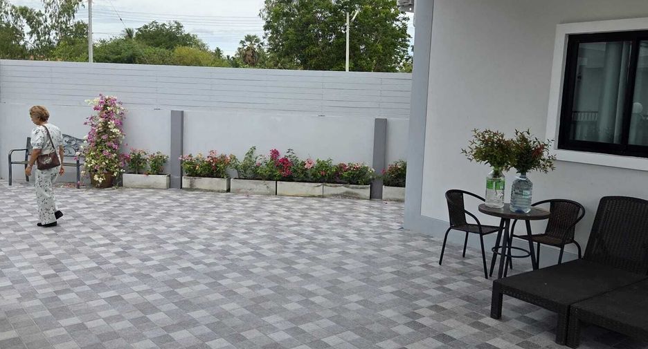 For rent 3 ベッドルーム villa in Hua Hin, Prachuap Khiri Khan