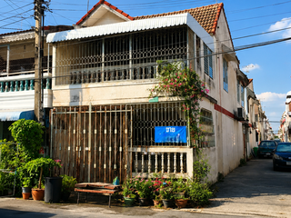 出售 2 卧室 联排别墅 在 Don Mueang, 曼谷