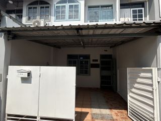 出售 2 卧室 联排别墅 在 Bang Khen, 曼谷