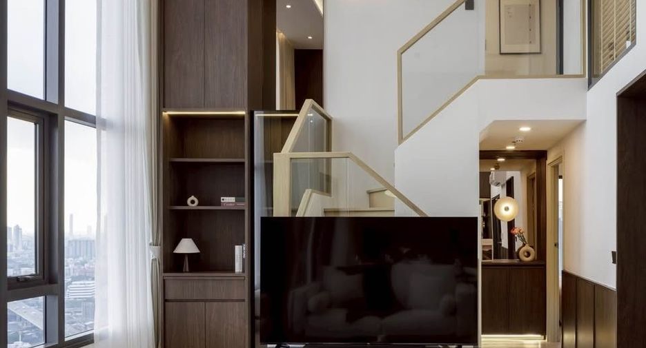 For rent 3 ベッドルーム condo in Khlong Toei, Bangkok