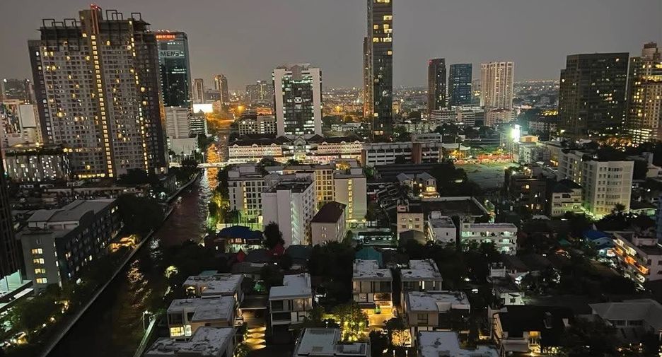 For rent 2 ベッドルーム condo in Watthana, Bangkok