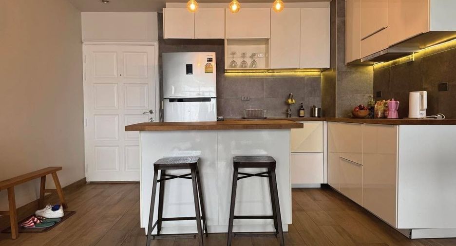 For rent 2 ベッドルーム condo in Watthana, Bangkok