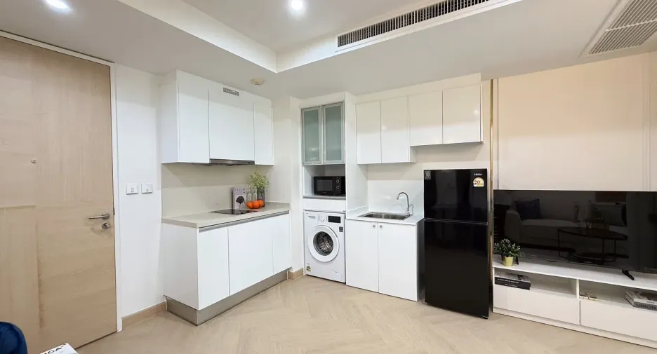 For rent studio condo in Sathon, Bangkok