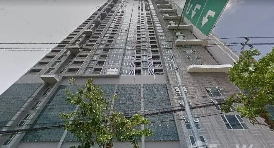 For sale 1 bed condo in Phra Khanong, Bangkok