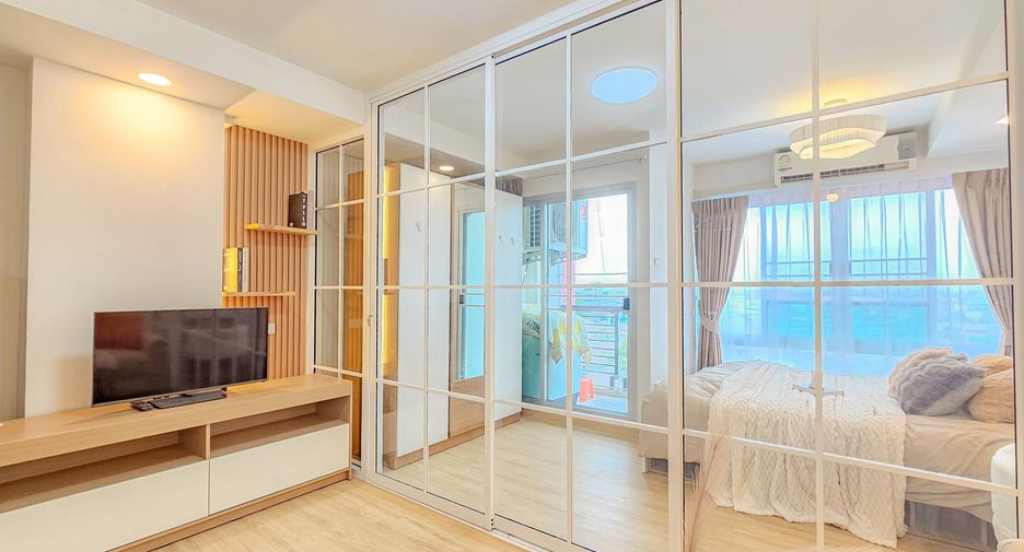 For sale 1 bed condo in Phra Khanong, Bangkok