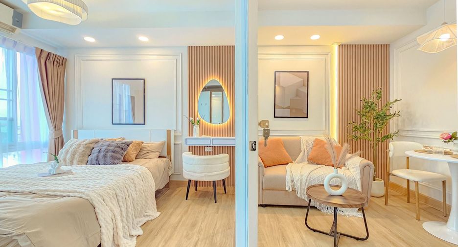 For sale 1 bed condo in Phra Khanong, Bangkok