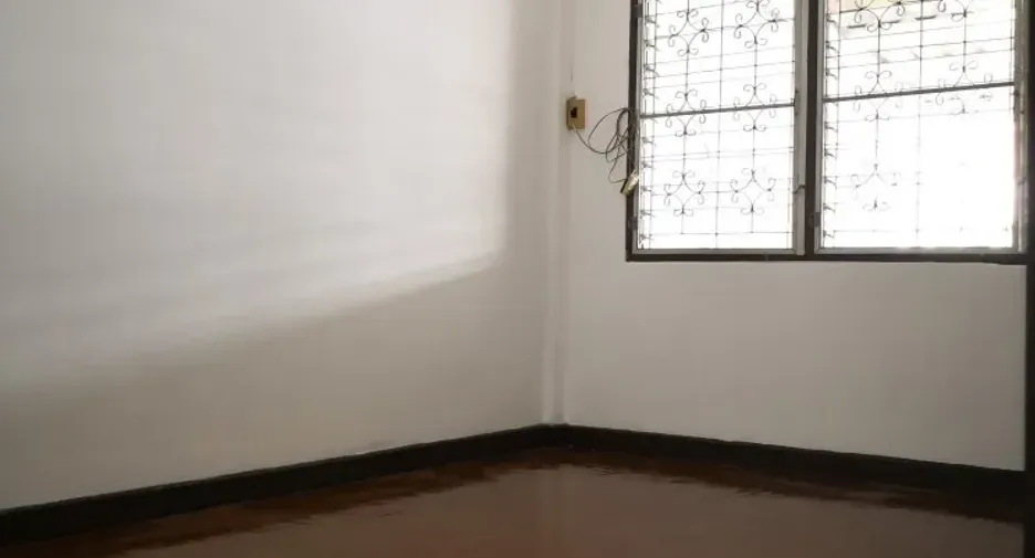 Reihenhaus zur Miete mit 3 Zimmer in Din Daeng, Bangkok