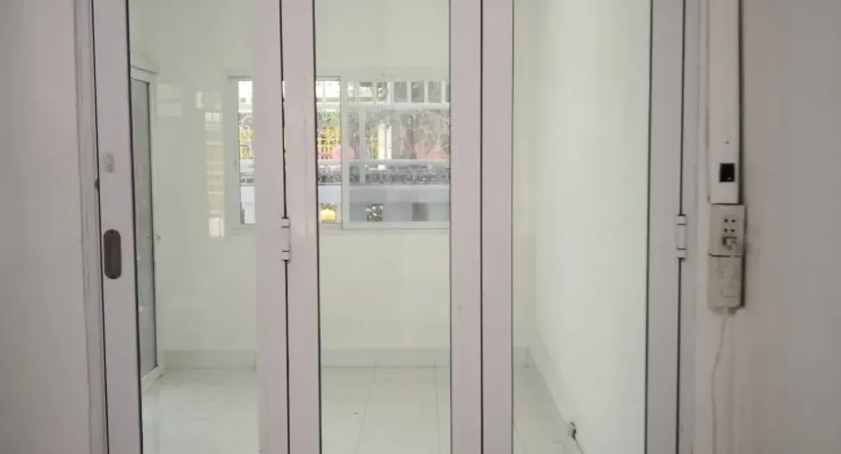 Reihenhaus zur Miete mit 3 Zimmer in Din Daeng, Bangkok
