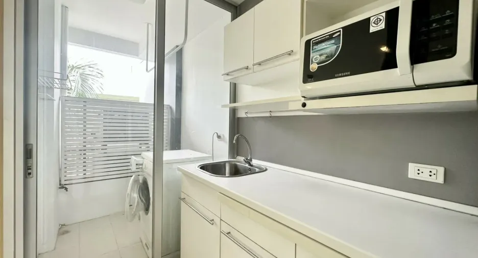 Wohnung zur Miete mit 1 Zimmer in Phra Khanong, Bangkok