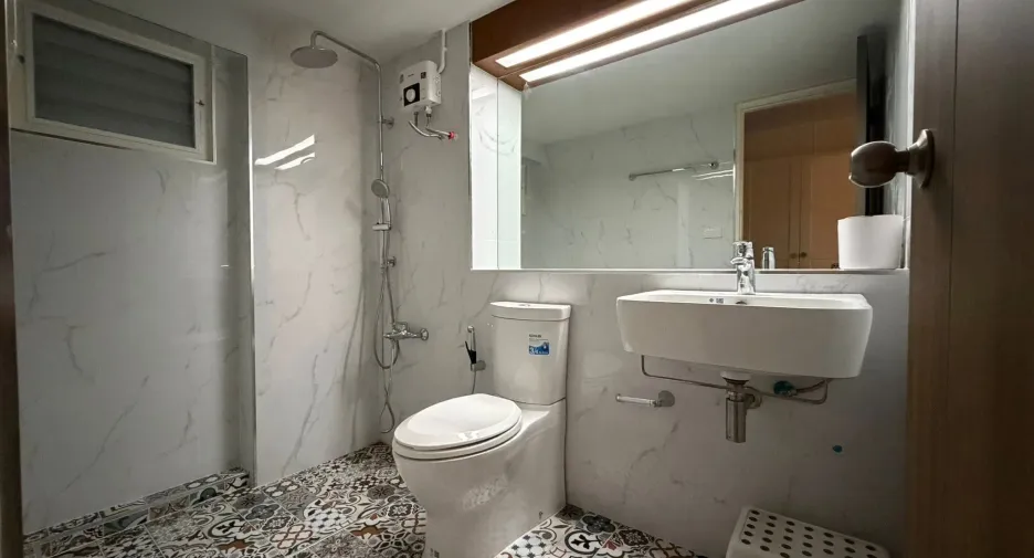 Wohnung zur Miete mit 3 Zimmer in Watthana, Bangkok