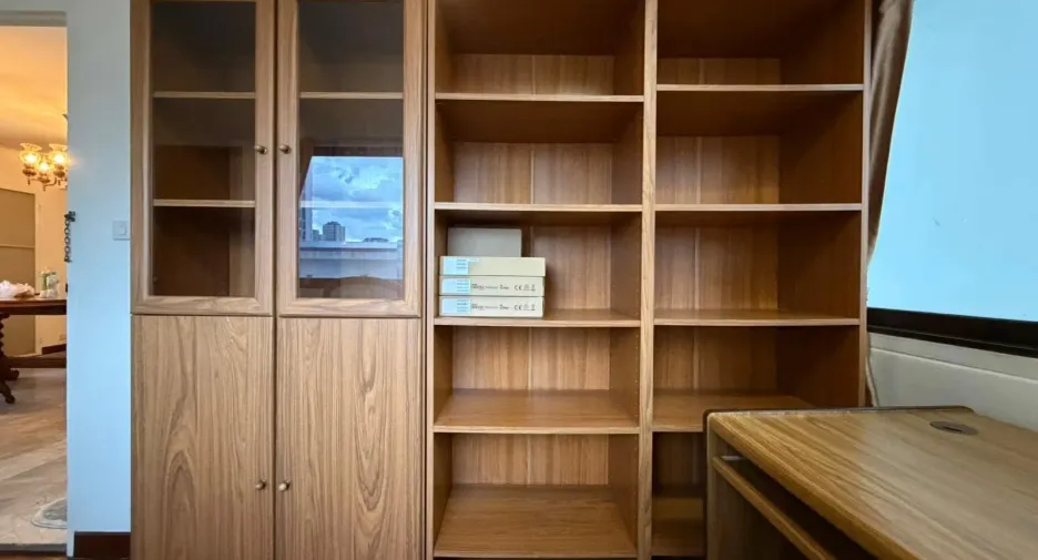 Wohnung zur Miete mit 3 Zimmer in Watthana, Bangkok