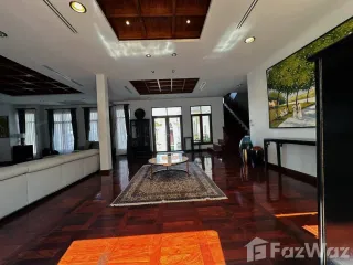 Villa en venta y en alquiler de 4 habitaciones en Na Jomtien, Pattaya