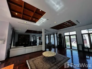 Villa en venta y en alquiler de 4 habitaciones en Na Jomtien, Pattaya