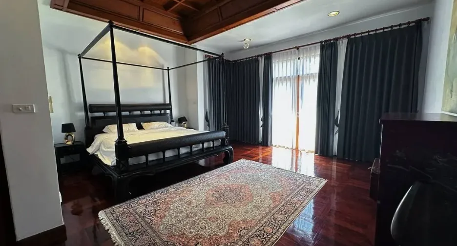 Villa zum Kauf und zur Miete mit 4 Zimmer in Sattahip, Chonburi