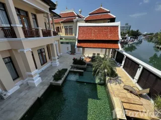Villa en venta y en alquiler de 4 habitaciones en Na Jomtien, Pattaya