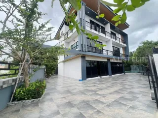 For Rent 6 Bedroom House In Bang Lamung, Chonburi