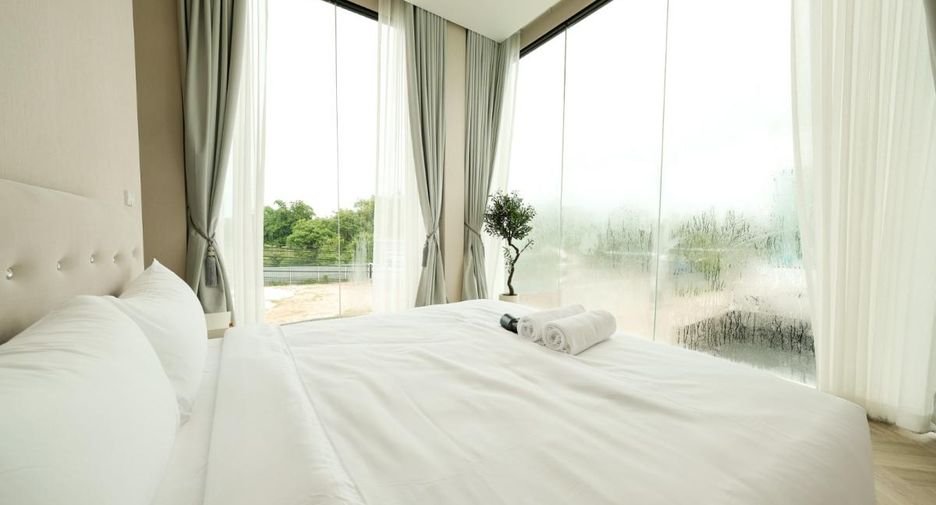 À vendre 8 chambres villa à Sattahip, Chonburi