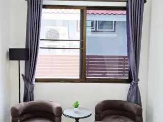 出租 4 卧室 独立屋 在 Mueang Chiang Mai, Chiang Mai