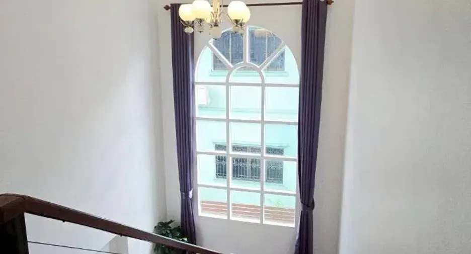 出租 4 卧室 独立屋 在 Mueang Chiang Mai, Chiang Mai