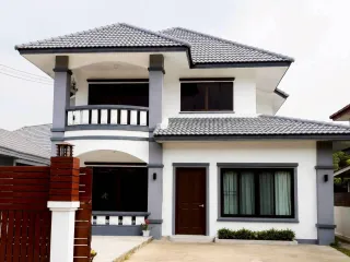 出租 4 卧室 独立屋 在 Mueang Chiang Mai, Chiang Mai