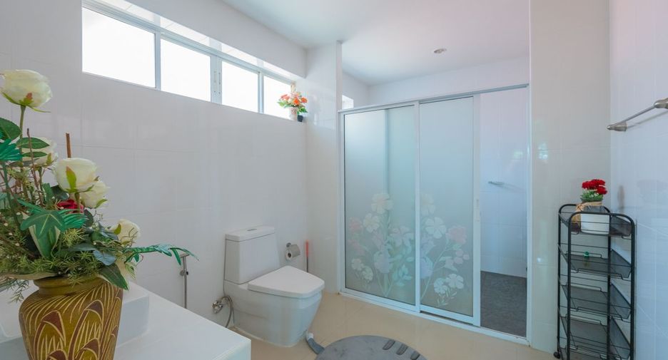 For rent 4 ベッドルーム house in East Pattaya, Pattaya