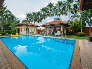 For rent 4 bedrooms house in Bang Lamung, Chonburi