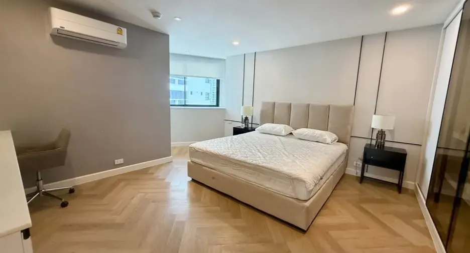 For rent and for sale 3 bedrooms condo in Khlong Toei, Bangkok