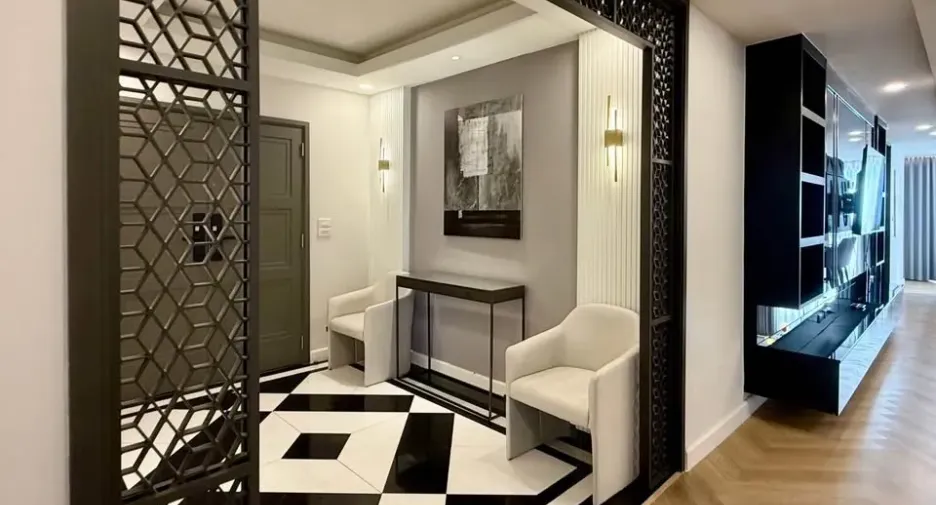 For rent and for sale 3 bedrooms condo in Khlong Toei, Bangkok