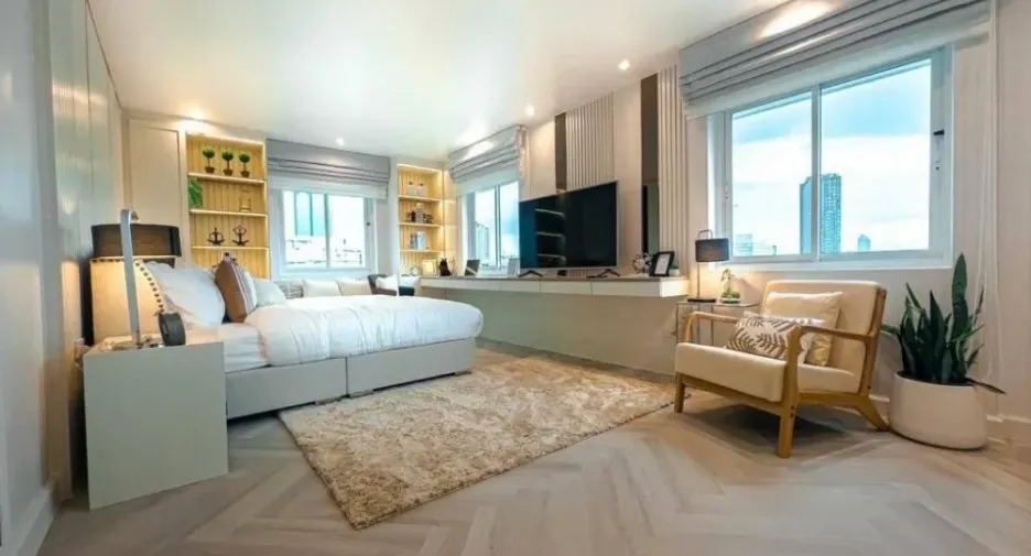 Wohnung zur Miete mit 2 Zimmer in Yan Nawa, Bangkok