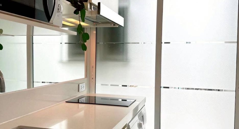 For rent 1 Beds condo in Bang Na, Bangkok