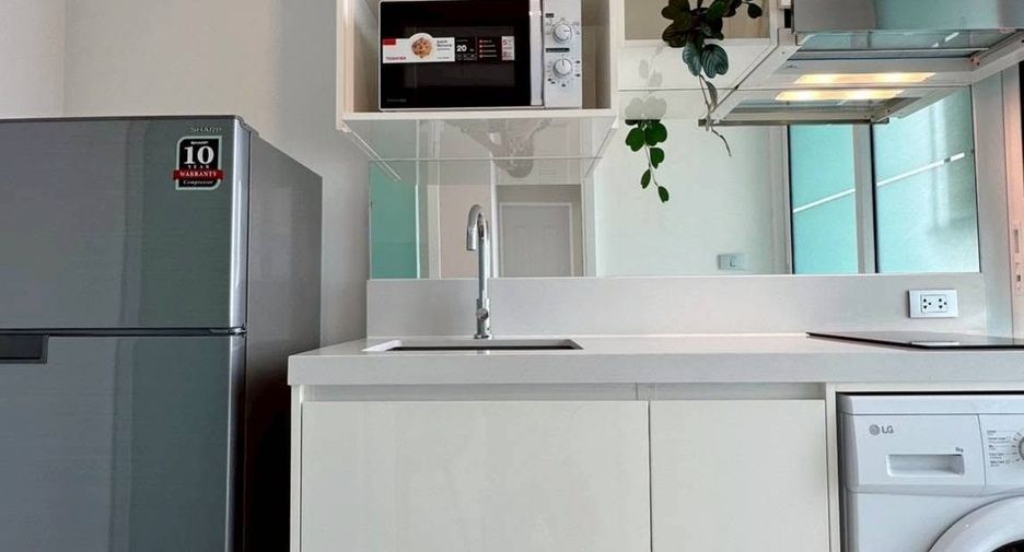 For rent 1 Beds condo in Bang Na, Bangkok