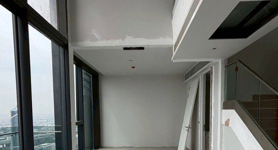 For sale 5 bedrooms condo in Bang Kho Laem, Bangkok