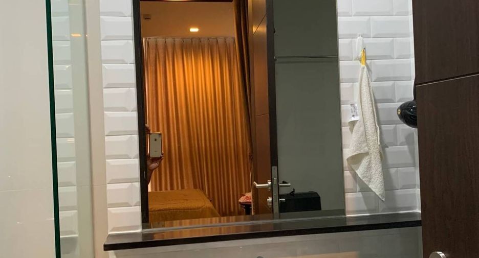 For sale 1 Beds condo in Pathum Wan, Bangkok
