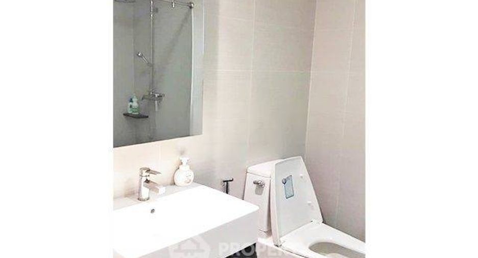For sale 2 bedrooms condo in Khlong Toei, Bangkok