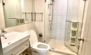 À vendre 2 chambres condo à Khlong Toei, Bangkok