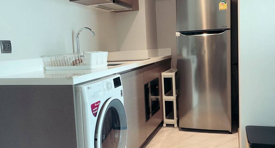 For rent 1 bed condo in Watthana, Bangkok
