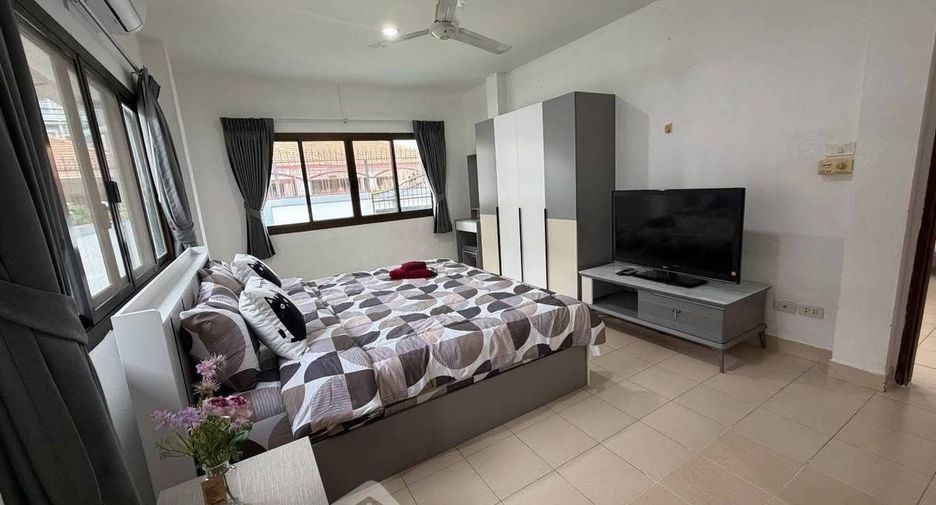 À louer 3 chambres maison à Jomtien, Pattaya