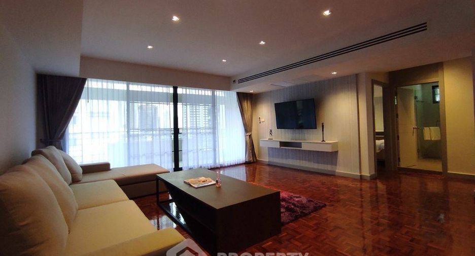For rent 3 bedrooms condo in Watthana, Bangkok