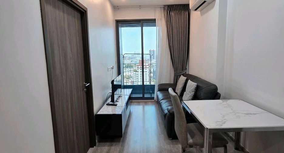 Condo en alquiler de 1 habitaciones en Bang Na, Bangkok