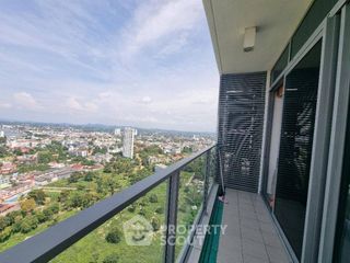 For rent 3 bedrooms condo in Bang Lamung, Chonburi